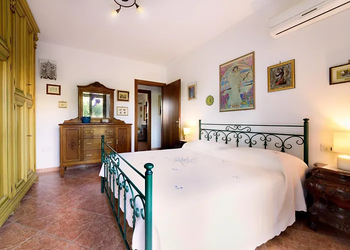 Da Assunta Apartman Càbras